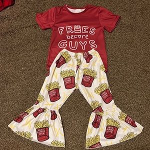 Small shop Boutique - Fries before guys